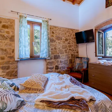 Casa Monet, 200 Mt Dal Mare, Clima, Wi-fi فيلة بورديغيرا