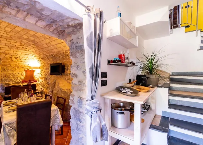 Casa Monet, 200 Mt Dal Mare, Clima, Wi-fi *