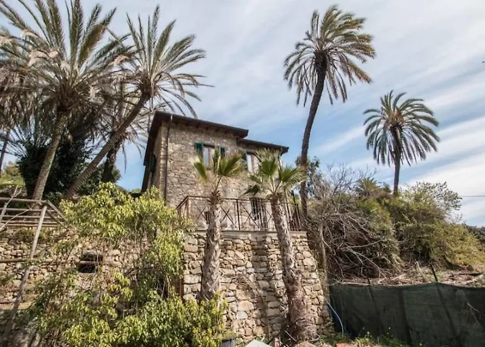 Villa Casa Monet, 200 Mt Dal Mare, Clima, Wi-fi *